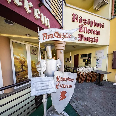 Penzion Don Quijote Koezepkori Fogado