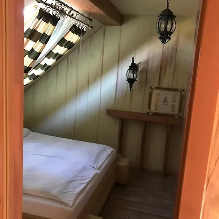 Don Quijote Koezepkori Panzio Es Etterem Guest house Lenti